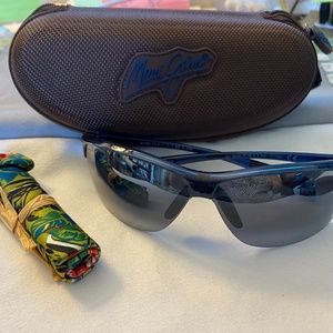 MAUI JIM HOT SANDS SUNGLASSES.  NEW